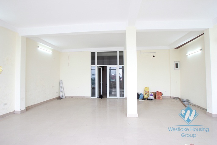 Office for rent in Au Co Street, Tay Ho, Ha Noi